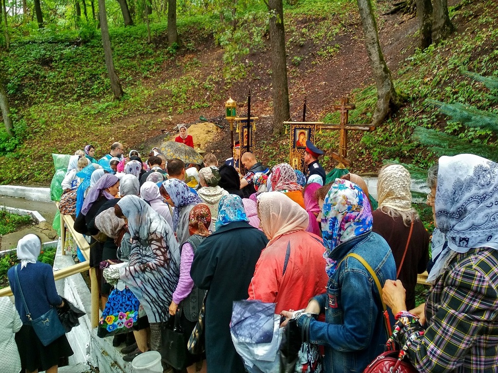 Крестный ход  Казанской иконы Божией Матери 