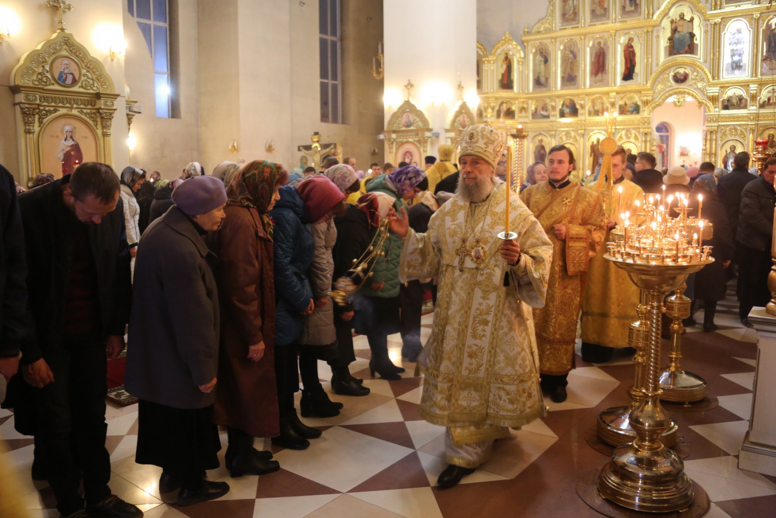 Всенощное Бдение в храме Казанской иконы Божией Матери на Светотехстрое