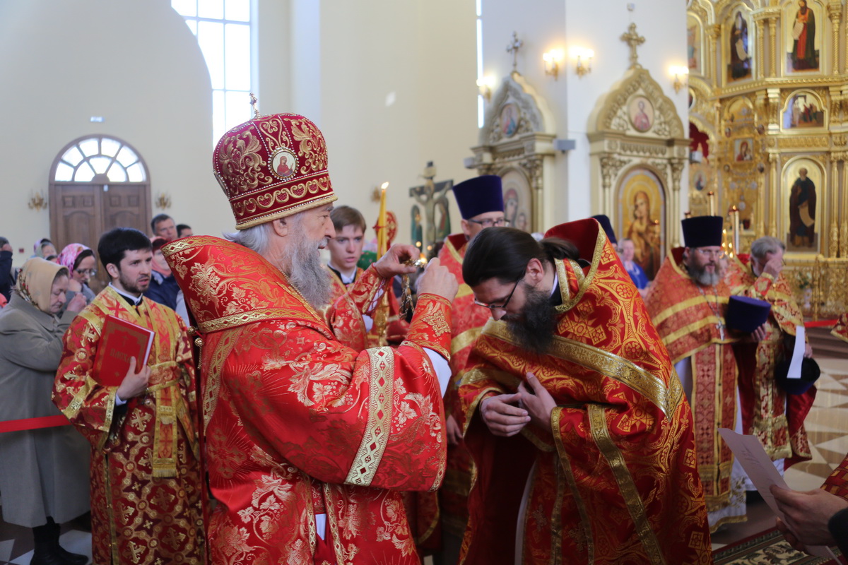 Божественная литургия в храме Казанской иконы Божией Матери