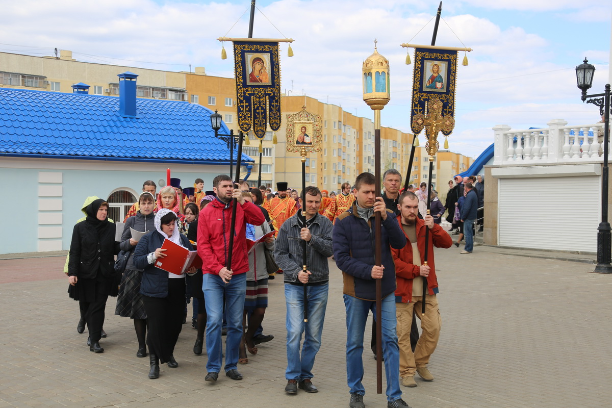 Божественная литургия в храме Казанской иконы Божией Матери