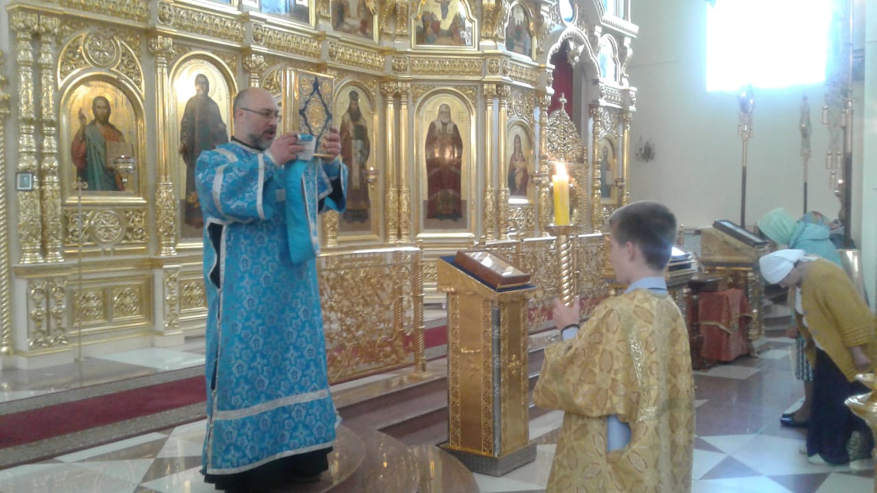 Всенощное бдение в канун праздника Успения Пресвятой Богородицы