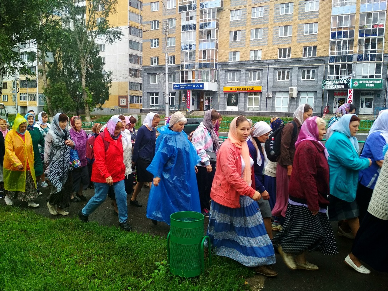 Крестный ход  Казанской иконы Божией Матери 