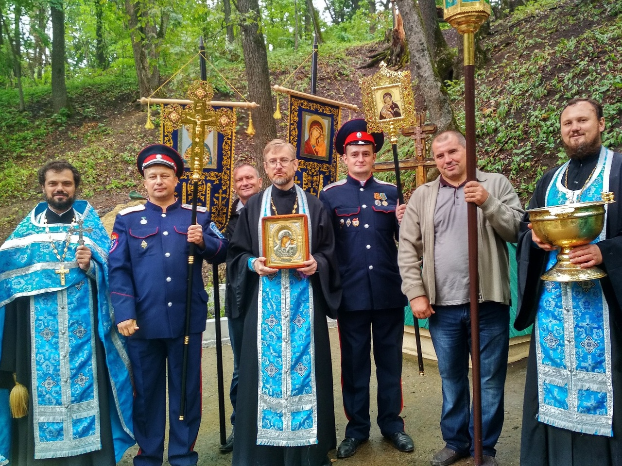 Крестный ход  Казанской иконы Божией Матери 