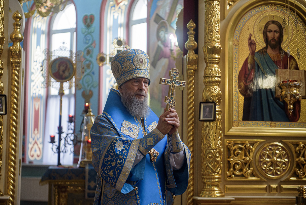 В престольный праздник